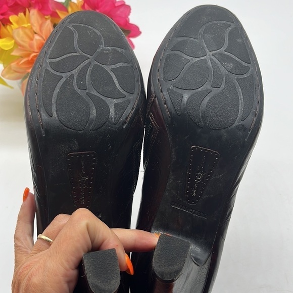 Born Crown Burgundy Ankle Boot Sz 10. MCA1276G - Picture 7 of 9